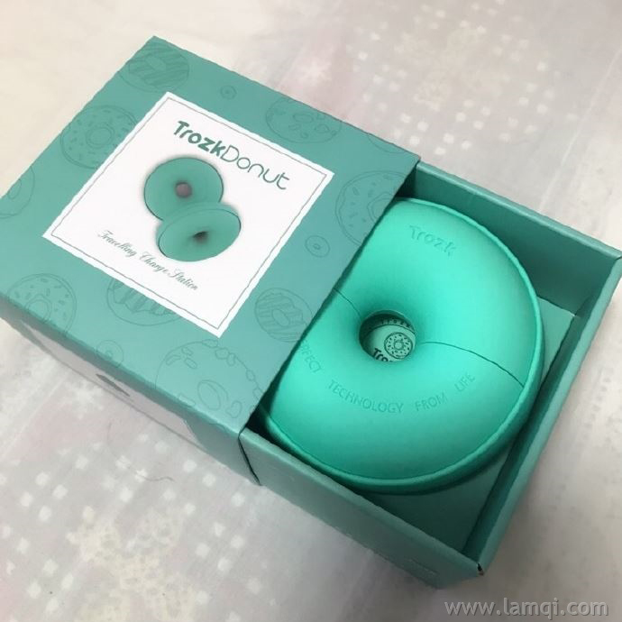 甜甜圈插座充电器